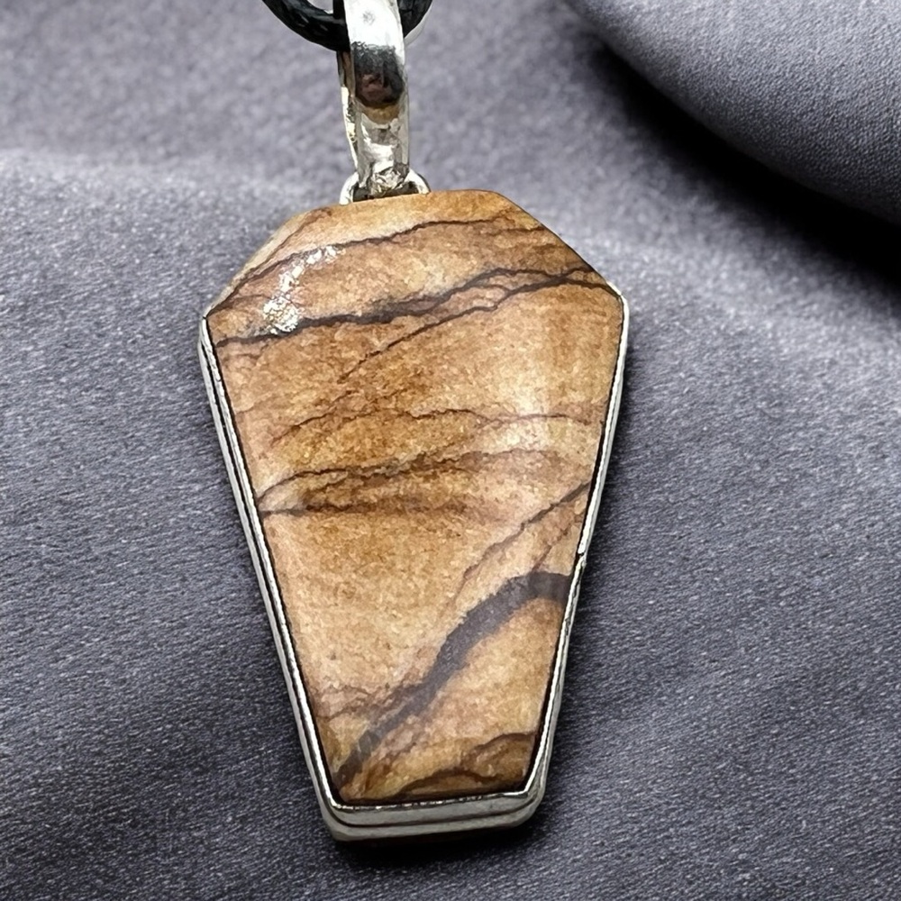 New Landscape Picture Jasper Stone Coffin Silver Overlay Pendant Necklace w Cord